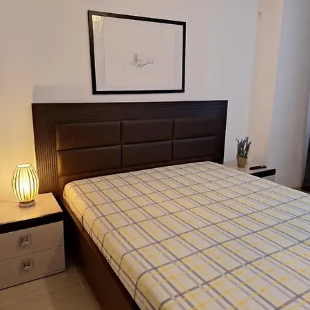 2 Cu Parcare Gratuita A1 Bukarest